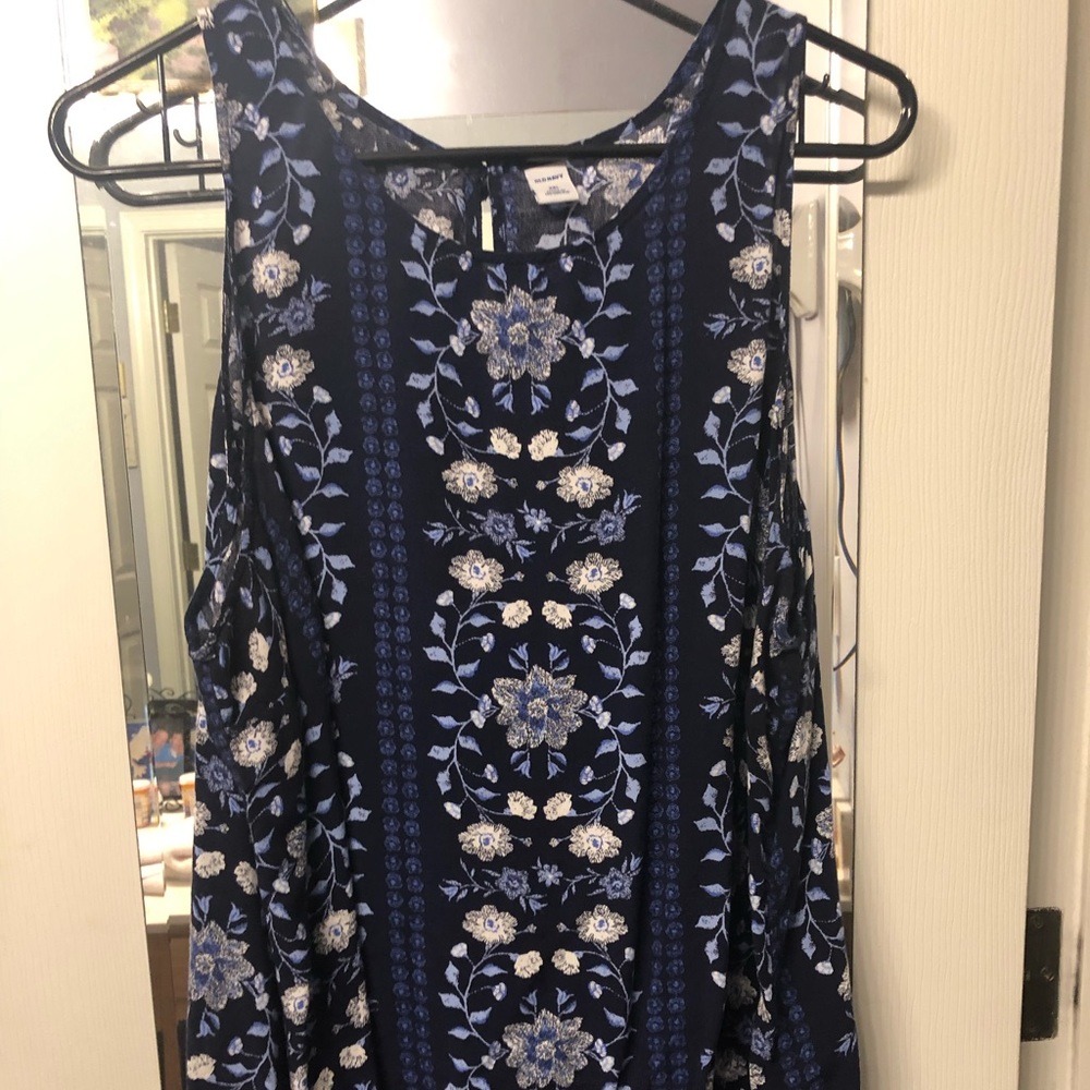 Old Navy Blue w/ floral prink tank top blouse